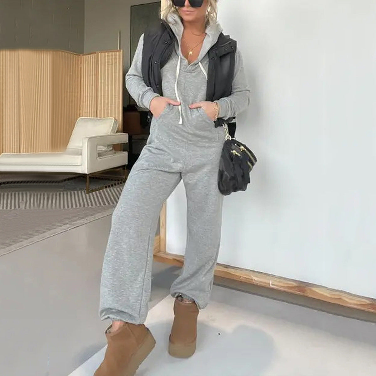 Women's Autumn Leisure Solid Color One-piece Sweater